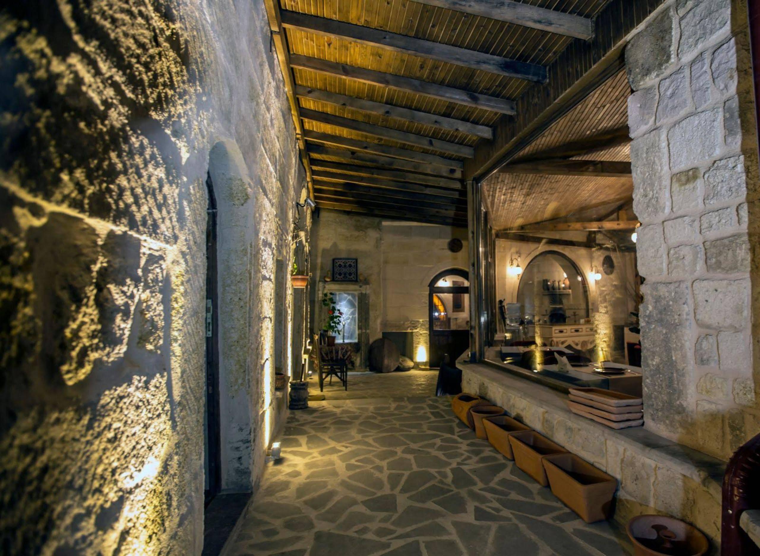 فندق Antique House نفسهير المظهر الخارجي الصورة